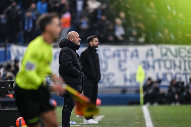 Head Coach Vincenzo Italiano of Bologna FC, during the Italian Serie A football match between Calcio Como and Bologna FC on January 10th, 2026 at the Giuseppe Senigallia stadium in Como, Italy  Copyright: xTizianoxBallabio IPAxSportx xipa-agency.netx xx IPA_69888216 IPA_Agency_IPA69888216
