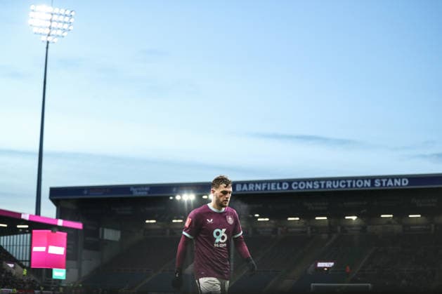 Emirates FA Cup Third Round Burnley v Millwall Jacob Bruun Larsen of Burnley during the Emirates FA Cup Third Round match Burnley vs Millwall at Turf Moor, Burnley, United Kingdom, 10th January 2026 (Photo by Jorge Horsted News Images) Burnley Turf Moor Lancashire United Kingdom Copyright: xJorgexHorsted NewsxImagesx
