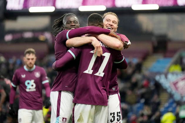 Burnley v Millwall, Burnley, UK - 10 Jan 2026 Goal celebrations for Ashley Barnes of Burnley during the Emirates FA Cup match between Burnley and Millwall at Turf Moor, Burnley on 10 January 2026 ( Burnley Turf Moor Burnley England Copyright: xHarryxCornish PPAUKx PPA-239645
