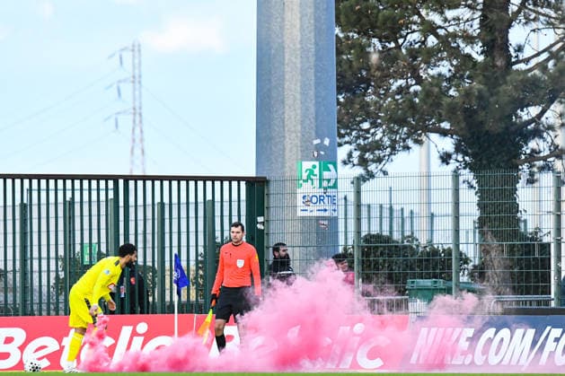 FOOTBALL : US Orleans vs AS Monaco - Coupe de France - 16e de finale - 10 01 2026 Les supporters de Monaco lancent des fumigÃ nes sur le terrain OrleansFrance  Copyright: xBaptistexAutissierx
