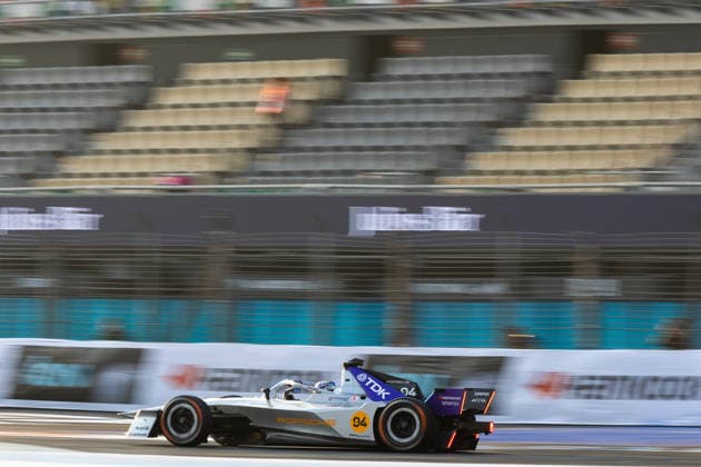 2025 FORMULA E MEXICO CITY ePRIX 94 WEHRLEIN Pascal (ger), Porsche Formula E Team, Porsche 99X Electric, action during the the Mexico City Paulo ePrix, 2nd round of the 2025-26 ABB FIA Formula E World Championship, WM, Weltmeisterschaft on the Autodromo Hermanos Rodriguez from January 8 to 10, 2025 in Mexico City, Mexico - Mexico CityMexico  Copyright: xDamienxDoumerguex