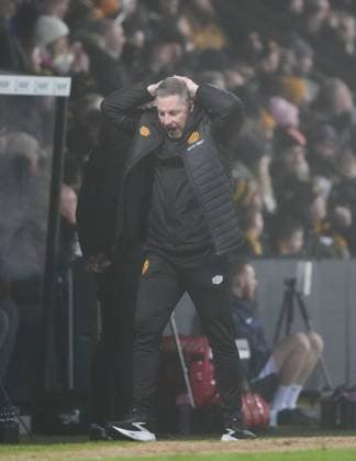 Cambridge United manager Neil Harris reacts Cambridge United v Birmingham City, Emirates FA Cup, Third Round, Football, Cledara Abbey Stadium, Cambridge, UK - 10 Jan 2026Cambridge Cledara Abbey Stadium United Kingdom EDITORIAL USE ONLY No use with unauthorised audio, video, data, fixture lists, club league logos or live services. Online in-match use limited to 120 images, no video emulation. No use in betting, games or single club league player publications. Copyright: xJedxLeicester Shutterstockx 16246307q