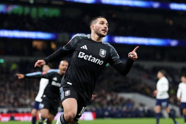 Tottenham v Aston Villa 10 January 2026, London - Emirates FA Cup, Third Round - Tottenham Hotspur v Aston Villa - Emi Buendia of Aston Villa celebrates after scoring the opening goal of the match - Photo: Charlotte Wilson Offside. London UK Copyright: xCharlottexWilsonx xOffsidexOffside