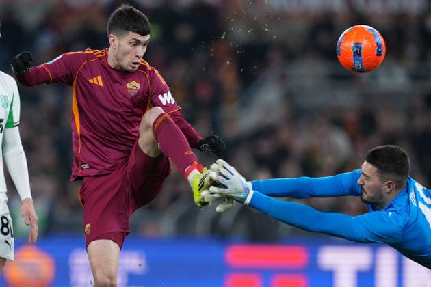 Roma™s Matias Soule during the Serie A EniLive soccer match between Roma and Sassuolo at the Rome s Olympic stadium, Italy - Saturday January 10, 2026 - Soccer ( Photo by Alfredo Falcone LaPresse )  Copyright: xAlfredoxFalcone LaPressex