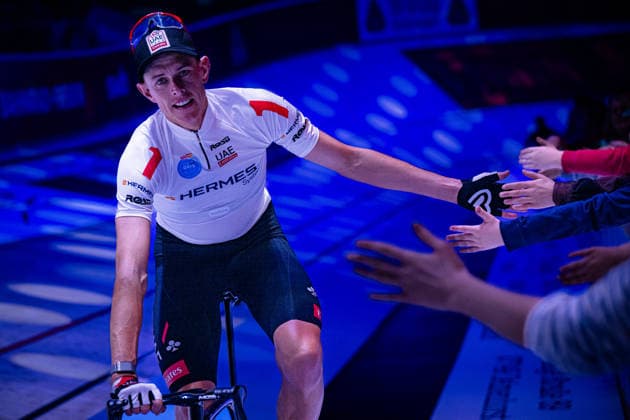 POLITT Nils: Sixdays Bremen 2026 Team 1 - HERMES SYSTEME - POLITT Nils ( GER ) - Red Querformat - quer - horizontal - Landscape - Event Veranstaltung: Sixdays Bremen 2026 - Category Kategorie: Cycling - Track cycling, Rad, Radsport, Bahnrad, Bahn Sixdays - Elite Men - Location Ort: Europe Germany - Bremen - ÖVB Arena - Discipline: ... - Distance: ... m - Date Datum: 10.01.2026 Saturday Day 2 -
