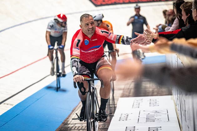 FÖRSTEMANN Robert: Sixdays Bremen 2026 Team 1 - BOBRINK - FÖRSTEMANN Robert ( GER ) Querformat - quer - horizontal - Landscape - Event Veranstaltung: Sixdays Bremen 2026 - Category Kategorie: Cycling - Track cycling, Rad, Radsport, Bahnrad, Bahn Sixdays - Elite Men - Location Ort: Europe Germany - Bremen - ÖVB Arena - Discipline: ... - Distance: ... m - Date Datum: 10.01.2026 Saturday Day 2 -
