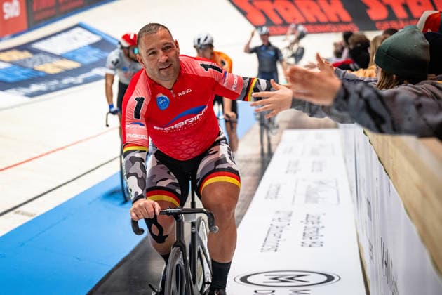 FÖRSTEMANN Robert: Sixdays Bremen 2026 Team 1 - BOBRINK - FÖRSTEMANN Robert ( GER ) Querformat - quer - horizontal - Landscape - Event Veranstaltung: Sixdays Bremen 2026 - Category Kategorie: Cycling - Track cycling, Rad, Radsport, Bahnrad, Bahn Sixdays - Elite Men - Location Ort: Europe Germany - Bremen - ÖVB Arena - Discipline: ... - Distance: ... m - Date Datum: 10.01.2026 Saturday Day 2 -