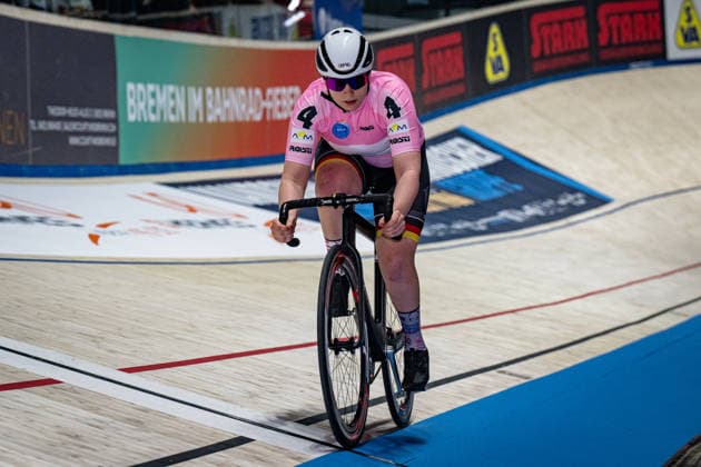 QUELLHORST Marie: Sixdays Bremen 2026 Team 4 - QUELLHORST Marie ( GER ) Querformat - quer - horizontal - Landscape - Event Veranstaltung: Sixdays Bremen 2026 - Category Kategorie: Cycling - Track cycling, Rad, Radsport, Bahnrad, Bahn Sixdays - Elite ... - Location Ort: Europe Germany - Bremen - ÖVB Arena - Discipline: ... - Distance: ... m - Date Datum: 10.01.2026 Saturday Day 2 -