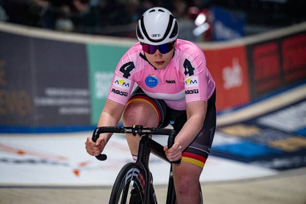 QUELLHORST Marie: Sixdays Bremen 2026 Team 4 - QUELLHORST Marie ( GER ) Querformat - quer - horizontal - Landscape - Event Veranstaltung: Sixdays Bremen 2026 - Category Kategorie: Cycling - Track cycling, Rad, Radsport, Bahnrad, Bahn Sixdays - Elite ... - Location Ort: Europe Germany - Bremen - ÖVB Arena - Discipline: ... - Distance: ... m - Date Datum: 10.01.2026 Saturday Day 2 -