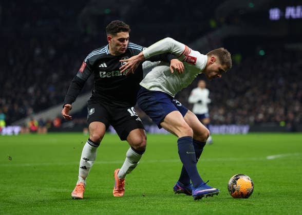 10th January 2026; Tottenham Hotspur Stadium, London, England; FA Cup Football, Tottenham Hotspur versus Aston Villa; Micky van de Ven of Tottenham Hotspur under pressure from Andres Garcia of Aston Villa  JohnxPatrickxFletcher