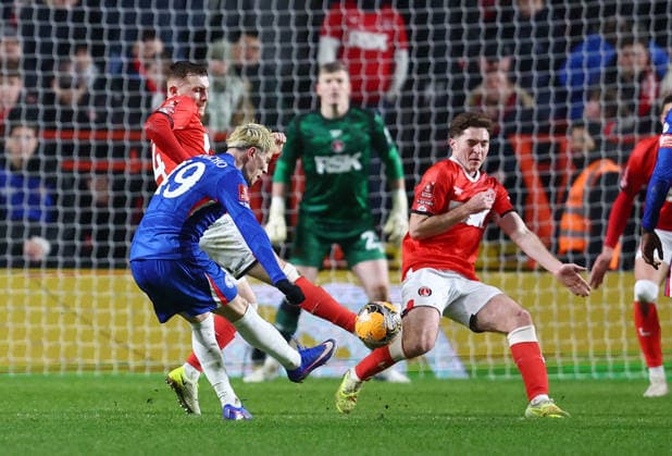 London, England, 10th January 2026. Alejandro Garnacho of Chelsea has a shot blocked during the Charlton Athletic vs Chelsea FA Cup match at The Valley, London. Picture credit should read: Paul Terry Sportimage EDITORIAL USE ONLY. No use with unauthorised audio, video, data, fixture lists, club league logos or live services. Online in-match use limited to 120 images, no video emulation. No use in betting, games or single club league player publications. SPI_039_PT_Charlton_Chelsea SPI-4443-0039