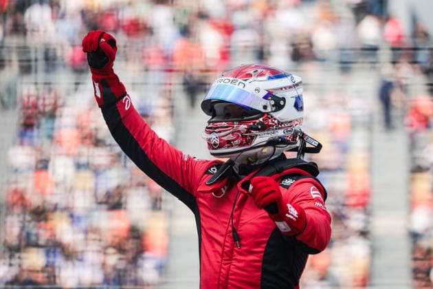 2025 FORMULA E MEXICO CITY ePRIX CASSIDY Nick (nzl), CitroÃ«n Racing Formula E Team, CitroÃ«n, portrait celebration during the the Mexico City Paulo ePrix, 2nd round of the 2025-26 ABB FIA Formula E World Championship, WM, Weltmeisterschaft on the Autodromo Hermanos Rodriguez from January 8 to 10, 2025 in Mexico City, Mexico - Mexico CityMexico  Copyright: xEricxAlonsox