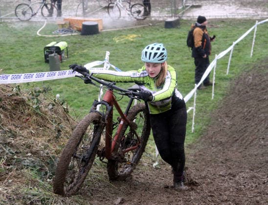 lsb - Radsport - Cyclo Cross - Deutsche Meisterschaften in Bensheim - 10. und 11.01.2026 - Saison 2025-2026 - Bensheim v. l. Romy Kirste SSG Bensheim U 13 Aktion, Einzelbild, -