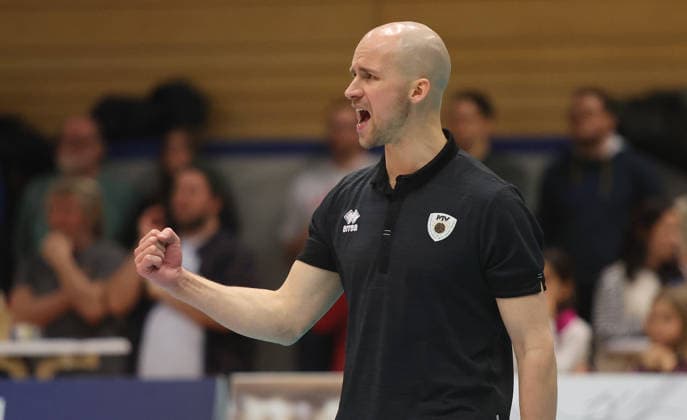 Ludwigsburg , Volleyball Bundesliga , Barock Volleys MTV Ludwigsburg vs. FT 1844 Freiburg , Trainer Hasse Mattila (Ludwigsburg )