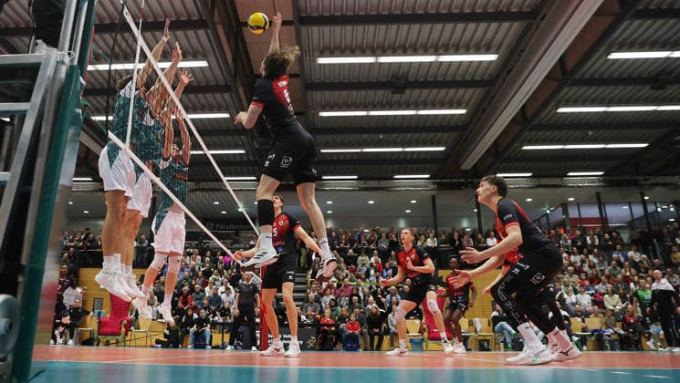 Ludwigsburg , Volleyball Bundesliga , Barock Volleys MTV Ludwigsburg vs. FT 1844 Freiburg , Ben-Simon Bonin (Ludwigsburg )