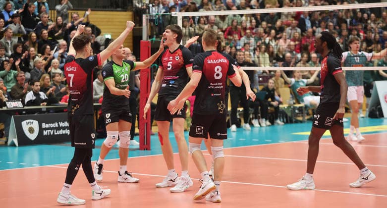Ludwigsburg , Volleyball Bundesliga , Barock Volleys MTV Ludwigsburg vs. FT 1844 Freiburg , Jubel Ludwigsburg