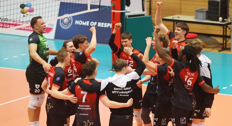 Ludwigsburg , Volleyball Bundesliga , Barock Volleys MTV Ludwigsburg vs. FT 1844 Freiburg , Jubel Ludwigsburg