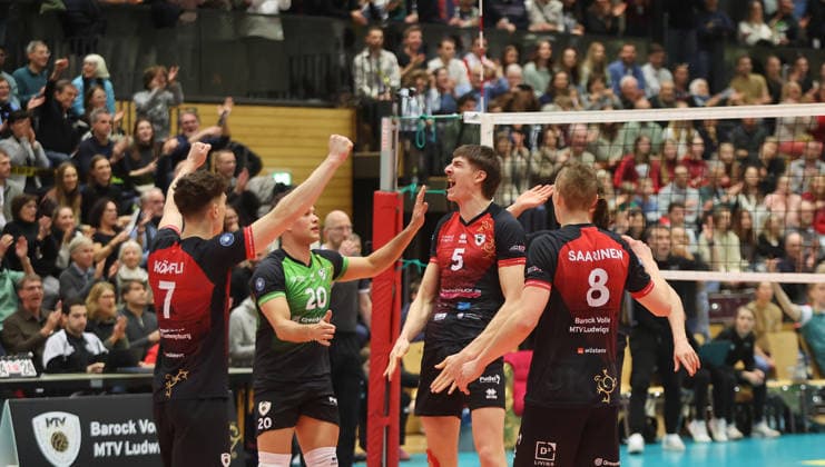 Ludwigsburg , Volleyball Bundesliga , Barock Volleys MTV Ludwigsburg vs. FT 1844 Freiburg , Jubel Ludwigsburg , 5: Jan Huber
