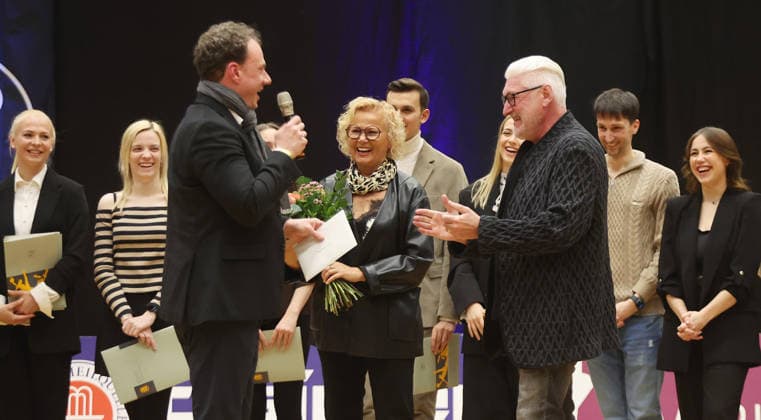 Ludwigsburg , Tanzen Bundesliga Formation Standard , Verabschiedung von Dagmar und Norman Beck , vorne von links: , Matthias Knecht ( OB Ludwigsburg ) Dagmar Beck Norman Beck