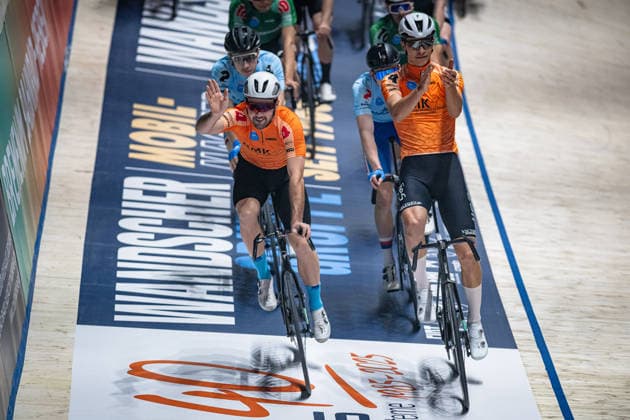BENERAU Victor, VONES Jan: Sixdays Bremen 2026 Team 4 - RMK-KANZLEI BREMEN - BENERAU Victor ( SUI ) - Black - VONES Jan ( CZE ) - Red Querformat - quer - horizontal - Landscape - Event Veranstaltung: Sixdays Bremen 2026 - Category Kategorie: Cycling - Track cycling, Rad, Radsport, Bahnrad, Bahn Sixdays - Elite Men - Location Ort: Europe Germany - Bremen - ÖVB Arena - Discipline: Team Presentation - Distance: ... m - Date Datum: 10.01.2026 Saturday Day 2 -