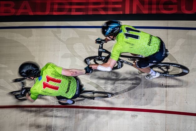 BOOS Benjamin, MOORE Peter: Sixdays Bremen 2026 Team 11 - COURTYARD BY MARRIOTT - BOOS Benjamin ( GER ) - Black - MOORE Peter ( USA ) - Red Querformat - quer - horizontal - Landscape - Event Veranstaltung: Sixdays Bremen 2026 - Category Kategorie: Cycling - Track cycling, Rad, Radsport, Bahnrad, Bahn Sixdays - Elite Men - Location Ort: Europe Germany - Bremen - ÖVB Arena - Discipline: Madison - Distance: ... m - Date Datum: 10.01.2026 Saturday Day 2 -