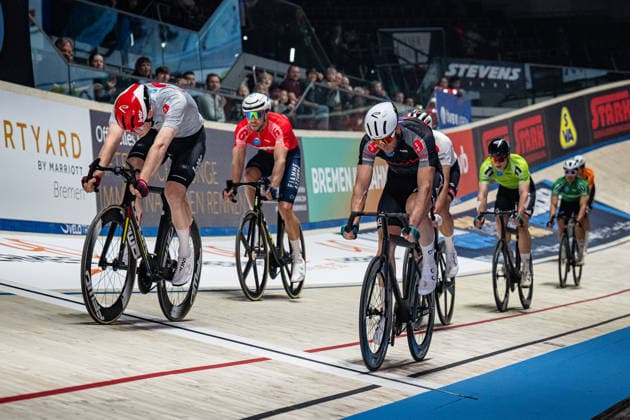 BERNARD Thibaut: Sixdays Bremen 2026 Team 3 - SPIELBANK BREMEN - BERNARD Thibaut ( BEL ) - Red Querformat - quer - horizontal - Landscape - Event Veranstaltung: Sixdays Bremen 2026 - Category Kategorie: Cycling - Track cycling, Rad, Radsport, Bahnrad, Bahn Sixdays - Elite Men - Location Ort: Europe Germany - Bremen - ÖVB Arena - Discipline: Madison - Distance: ... m - Date Datum: 10.01.2026 Saturday Day 2 -