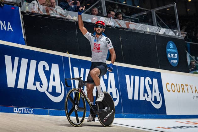 GRODIN Donovan: Sixdays Bremen 2026 Team 3 - SPIELBANK BREMEN - GRODIN Donovan ( FRA ) - Black - Querformat - quer - horizontal - Landscape - Event Veranstaltung: Sixdays Bremen 2026 - Category Kategorie: Cycling - Track cycling, Rad, Radsport, Bahnrad, Bahn Sixdays - Elite Men - Location Ort: Europe Germany - Bremen - ÖVB Arena - Discipline: Madison - Distance: ... m - Date Datum: 10.01.2026 Saturday Day 2 -