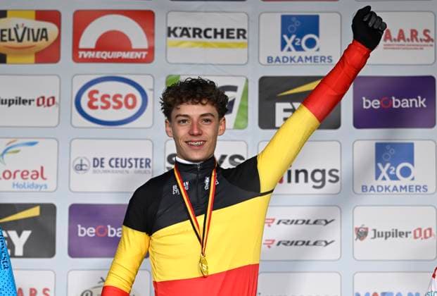 Belgian Championships 2026 Beringen BERINGEN, BELGIUM - JANUARY 11 : Peers Lars pictured during the podium ceremony of the Beringen Belgian Championships 2026 a cyclocross race for Men U17, U 17 (second year) on January 11, 2026 in Beringen, Belgium, 11 01 2026 ( Beringen Belgium  Copyright: xNicoxVereeckenx