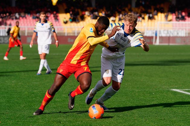 CALCIO - Serie A - US Lecce vs Parma Calcio Mohamed Kaba of US Lecce in action against Oliver Sorensen of Parma Calcio during US Lecce vs Parma Calcio, Italian soccer Serie A match in Lecce, Italy, January 11 2026 Lecce Italy  Copyright: xIPAxSport ABACAx