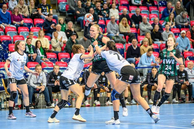 Handball Frauen EHF European League (EL) Women Gruppenphase Saison 2025 2026 VfL Oldenburg vs. HC Lokomotiva Zagreb 10.01.2026 Röpcke, Lotta (22, VfL Oldenburg)