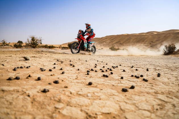 DAKAR 2026 - STAGE 7 99 VEGA Javi (esp), Pont Grup - Kove, Kove, Rallye 2, FIM W2RC, action during the Stage 7 of the Dakar 2026, on January 11, 2026 between Riyadh and Wadi Ad-Dawasir, Saudi Arabia - Wadi Ad-DawasirSaudi Arabia  Copyright: xFLORENTxGOODENx