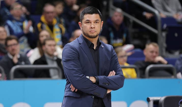 Trainer Danny Jansson Aktion Oberkörper Portrait Porträt Einzelbild close up Basketball BBL Bundesliga Herren 15. Spieltag Saison 2025 2026 11.01.2026 ALBA Berlin vs MLP Academics Heidelberg