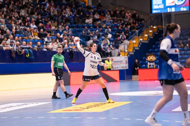 HSG Blomberg-Lippe (GER) vs. Chambray Touraine Handball (FRA), Handball, EHF European League Women, Gruppenphase, 11.1.2026, Saision 2025 2026, Lemgo Carin Stroemberg (Chambray Touraine Handball, 06) beim Spielaufbau Lemgo Phoenix Contact Arena Deutschland