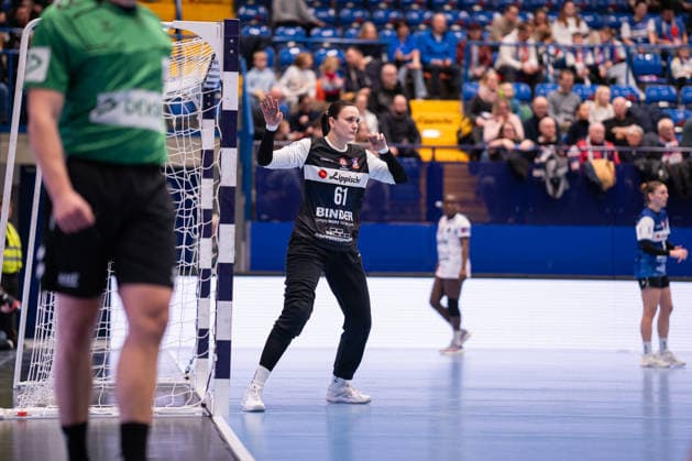 HSG Blomberg-Lippe (GER) vs. Chambray Touraine Handball (FRA), Handball, EHF European League Women, Gruppenphase, 11.1.2026, Saision 2025 2026, Lemgo Nicole Roth (HSG Blomberg-Lippe, 61) in der Verteidigung Lemgo Phoenix Contact Arena Deutschland