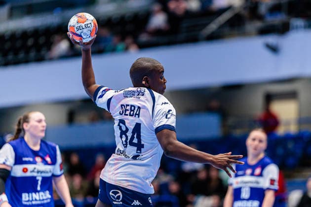 Melvine Deba (Chambray Touraine Handball, 84) im Torwurf GER, HSG Blomberg-Lippe (GER) vs. Chambray Touraine Handball (FRA), Handball, EHF European League Women, Gruppenphase, 11.01.2026 GER, HSG Blomberg-Lippe (GER) vs. Chambray Touraine Handball (FRA), Handball, EHF European League Women, Gruppenphase, 11.01.2026 Lemgo Copyright: xEibner-Pressefoto JanxRollingerx EP_JSK