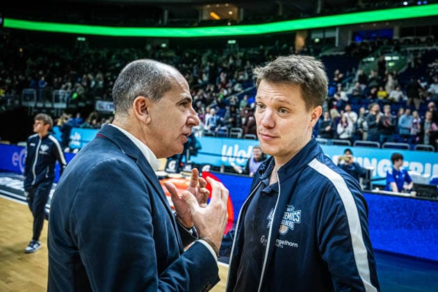 Basketball Berlin 11.01.2026 Saison 2025 2026 EasyCredit BBL 1. Bundesliga Männer, Herren Alba Berlin - MLP Academics Heidelberg Himar Ojeda li. Alex Vogel re.