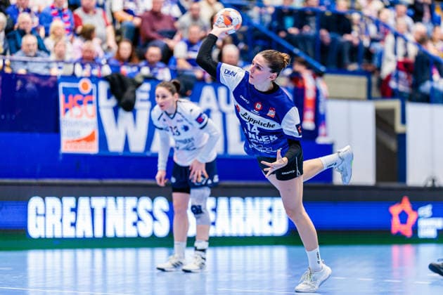 Ona Vegue (HSG Blomberg-Lippe, 14) beim Siebenmeter 7 Meter Wurf GER, HSG Blomberg-Lippe (GER) vs. Chambray Touraine Handball (FRA), Handball, EHF European League Women, Gruppenphase, 11.01.2026 GER, HSG Blomberg-Lippe (GER) vs. Chambray Touraine Handball (FRA), Handball, EHF European League Women, Gruppenphase, 11.01.2026 Lemgo Copyright: xEibner-Pressefoto JanxRollingerx EP_JSK