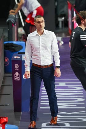 Marko Stankovic (Telekom Baskets Bonn, Chef-Trainer) vor dem Spiel, GER, FC Bayern Basketball vs. Telekom Baskets Bonn, Basketball, easycredit Basketball Bundesliga, 15. Spieltag, Saison 2025 2026, 11.01.2026, GER, FC Bayern Basketball vs. Telekom Baskets Bonn, Basketball, easycredit Basketball Bundesliga, 15. Spieltag, Saison 2025 2026, 11.01.2026 Muenchen Copyright: xEibner-Pressefoto JennixMaulx EP_JML