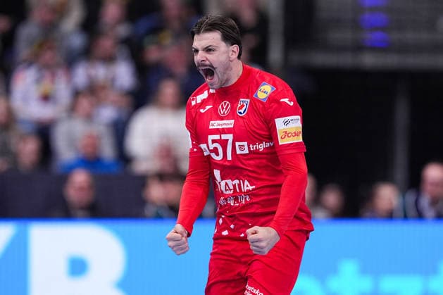 11.01.2026, xydrx, Handball, Herren Länderspiel, Deutschland - Kroatien, ZAG Arena: Filip Glavas (CRO 57) jubelnd Niedersachsen Deutschland
