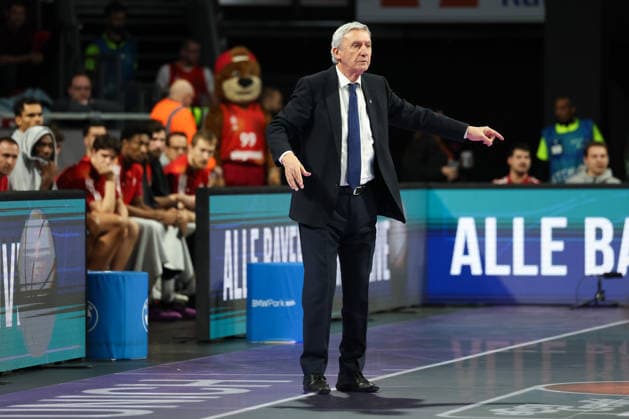 Svetislav Pesic (FC Bayern Basketball, Chef-Trainer), GER, FC Bayern Basketball vs. Telekom Baskets Bonn, Basketball, easycredit Basketball Bundesliga, 15. Spieltag, Saison 2025 2026, 11.01.2026, GER, FC Bayern Basketball vs. Telekom Baskets Bonn, Basketball, easycredit Basketball Bundesliga, 15. Spieltag, Saison 2025 2026, 11.01.2026 Muenchen Copyright: xEibner-Pressefoto JennixMaulx EP_JML
