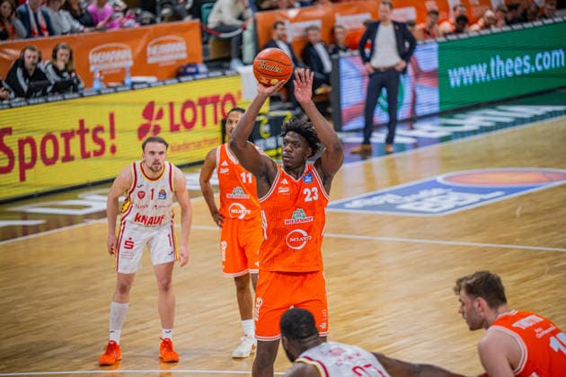 1. Basketball Bundesliga, easyCredit BBL, Saison 2025 2026, Herren, Hauptrunde, 15. Spieltag, 11.01.2026, RASTA Vechta - Fitness First Würzburg Baskets Malcolm Dandridge ( 23 - RASTA Vechta) während der Partie Vechta RASTA Dome Niedersachsen Deutschland