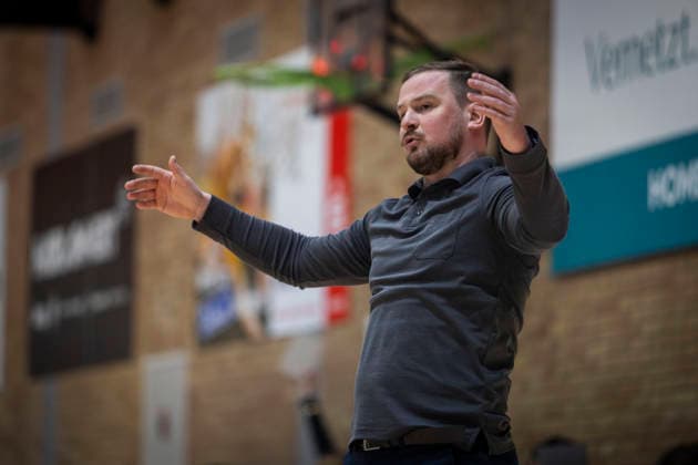 MatÄ«ss RoÅ¾lapa (LVA) Headcoach Royals - GiroLive Panthers Osnabrück 73:65 Saarlouis Royals. - 1. Damen Basketball Bundesliga 1DBBL Panthers gegen Royals