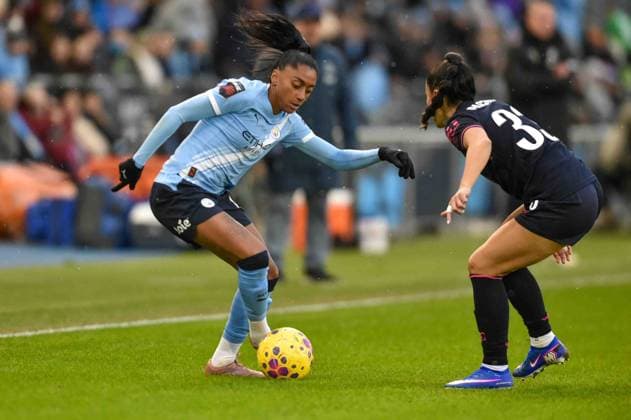 kerolin (14 Manchester City) controlling the ball during the Barcleys WSL match between Manchester City and Everton at the Joie Stadium, Manchester England. Copyright: xClarexOverfieldx xSPPx Sportspressphoto_SPR80984