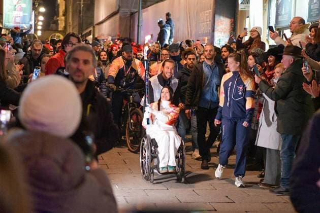 January 11, 2026, Torino: Il passaggio della fiamma olimpica di Milano Cortina 2026 davanti al Museo del cinema alla Mole Antonelliana di Torino, con l atleta paraolimpica Giulia Lamarca, 11 gennaio 2026 ANSA Ufficio stampa Museo del cinema di Torino ++FOTO DIFFUSA DALL UFFICIO STAMPA - USARE SOLO PER ILLUSTRARE OGGI LA NOTIZIA INDICATA NEL TITOLO - NON ARCHIVIARE FOTO NON IN VENDITA - DA USARE SOLO PER FINI GIORNALISTICI - NPK+++ .---.An handout picture provided by Turin Cinema Museum shows the passage of the Milan Cortina 2026 Olympic flame in front of the Cinema Museum at the Mole Antonelliana in Turin, with the paralympic athlete Giulia Lamarca, 11 January 2026 ANSA Press office Turin Cinema Museum handout +++ ANSA PROVIDES ACCESS TO THIS HANDOUT PHOTO TO BE USED SOLELY TO ILLUSTRATE NEWS REPORTING OR COMMENTARY ON THE FACTS OR EVENTS DEPICTED IN THIS IMAGE - NO ARCHIVING - NO LICENSING - NPK Milano Cortina: La Fiamma Olimpica Alla Mole Con Giulia Lamarca  - ZUMAa110 20260111_zaf_a110_060 Copyright: xUfficioxStampaxMuseoxDelxCinemax