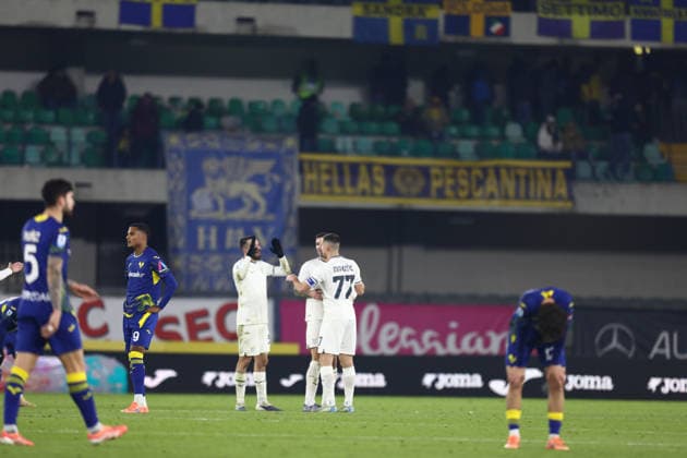 January 11, 2026, Verona, Veneto, Italy: LAZIO players celebrate winning Matchday 20 of 38 of the Serie A 2025 26 between HELLAS VERONA and LAZIO at the Bentegodi Stadium in Verona, Italy Verona Italy - ZUMAc179 20260111_zep_c179_026 Copyright: xMickaelxChavetx