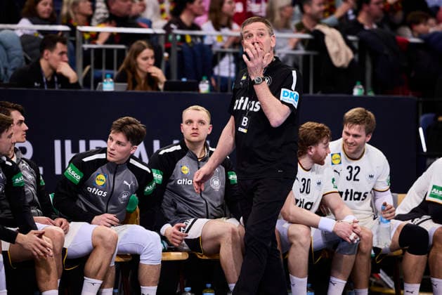 Handball-Herren-Laenderspiel - Deutschland - Kroatien am 11.01.2026, Alfred Gislason ( Bundestrainer Deutschland) Hannover ZAG arena Niedersachsen Deutschland