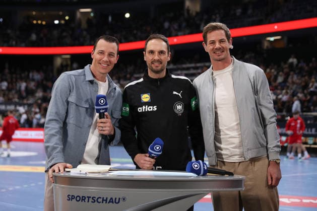 11.01.2026, xgox, Handball, Länderspiel, Deutschland - Kroatien v.l. Dominik Klein, Benjamin Chatton, Alex Schlüter Hannover