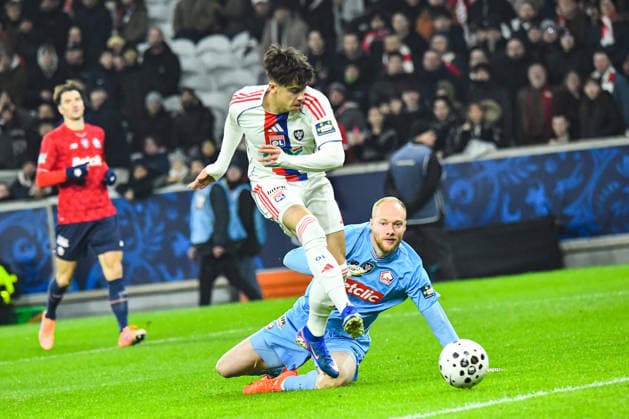 FOOTBALL : Lille OSC vs Olympique Lyonnais - Coupe de France - 16e de finale - 11 01 2026 Afonso Moreira (OL) Arnaud Bodart (Lille OSC) Villeneuve d AscqFrance  Copyright: xBaptistexAutissierx