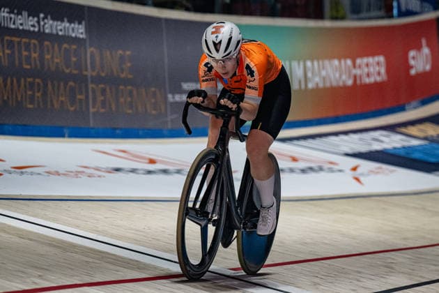 JÄHRIG Fabienne: Sixdays Bremen 2026 Team 4 - JÄHRIG Fabienne ( GER ) - Black - Querformat - quer - horizontal - Landscape - Event Veranstaltung: Sixdays Bremen 2026 - Category Kategorie: Cycling - Track cycling, Rad, Radsport, Bahnrad, Bahn Sixdays - Elite Women - Location Ort: Europe Germany - Bremen - ÖVB Arena - Discipline: Scratch Race - Distance: ... m - Date Datum: 11.01.2026 Sunday Day 3 -