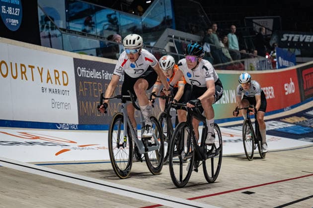 BRAUßE Franziska, KASPER Romy: Sixdays Bremen 2026 Team 1 - BRAUßE Franziska ( GER ) - Black - KASPER Romy ( GER ) - Red Querformat - quer - horizontal - Landscape - Event Veranstaltung: Sixdays Bremen 2026 - Category Kategorie: Cycling - Track cycling, Rad, Radsport, Bahnrad, Bahn Sixdays - Elite Women - Location Ort: Europe Germany - Bremen - ÖVB Arena - Discipline: Madison - Distance: ... m - Date Datum: 11.01.2026 Sunday Day 3 -